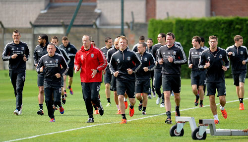 弗拉霍维奇面临长时间休战，意媒：尤文正在关注吉拉西（弗拉霍维奇恐长期缺阵，意媒：尤文考察吉拉西）