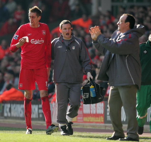 传记作者：莱万曾不满哈维的训练，他在波兰和拜仁都曾施压换帅（传记作者曝：莱万不满哈维训练，曾在波兰与拜仁施压促成换帅）