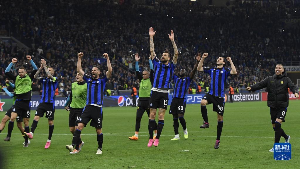 今天是北京时间2025年12月13日星期六,欢迎收看早报！（北京时间2025年12月13日（周六），早报为您播报！）