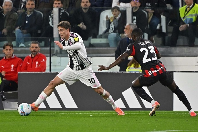 足球战术进化史（足球战术演变之路）