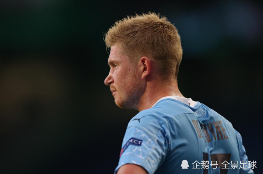 FIFPRO女足年度最佳11人：拉索、邦马蒂领衔，英格兰6人入围（FIFPRO揭晓女足年度最佳十一人：邦马蒂、拉索领衔，英格兰6人上榜）