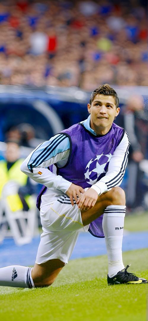 国足友谊赛战胜韩国展现新阵容（中国男足友谊赛击败韩国 新阵容亮相）