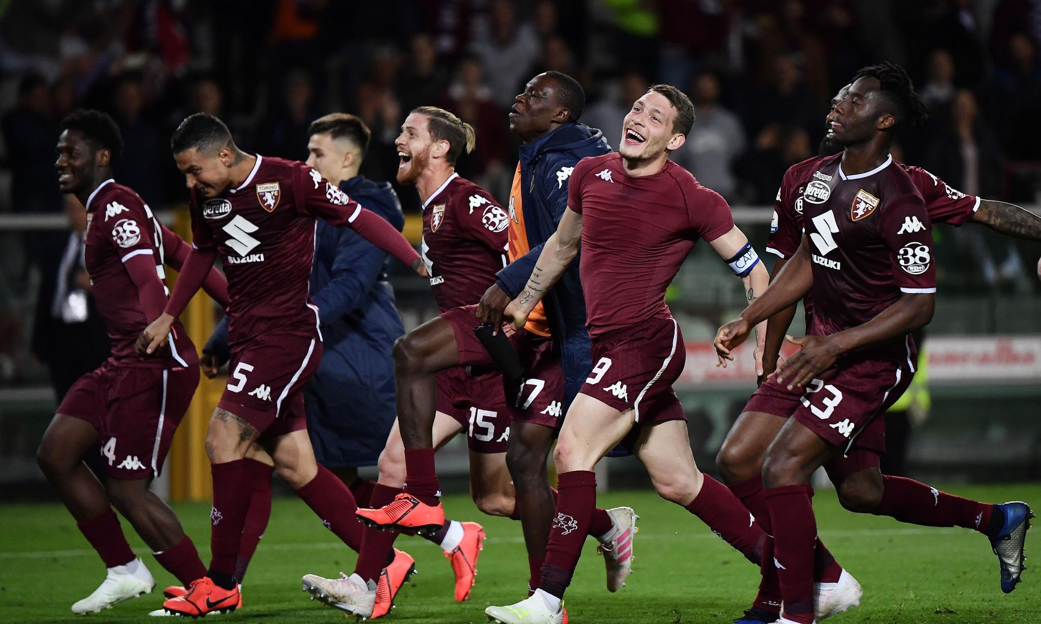 杜兰特篮下补篮，逆转比赛（杜兰特补篮扭转战局）