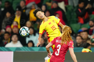 雄鹿vs76人前瞻：字母哥缺阵，76人欲获背靠背连胜（雄鹿战76人前瞻：字母哥缺席，费城冲击背靠背连胜）