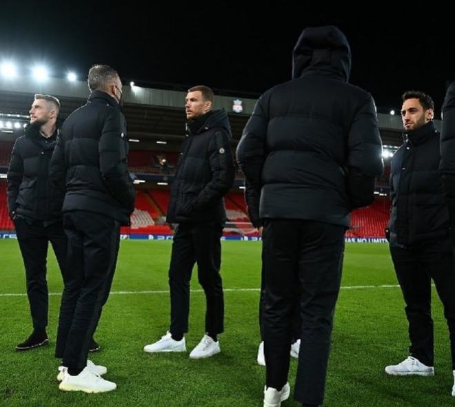 手感不佳！布朗三分8中0&罚球10中8得到16分3助3断（手感冰冷！布朗三分8投0中、罚球10中8，拿下16分3助3断）