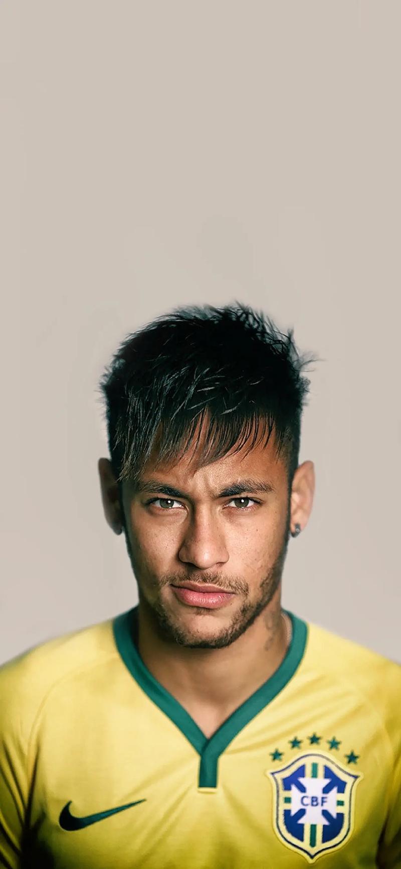 Shams：雄鹿球星字母哥因右小腿拉伤将缺席2-4周（Shams：雄鹿核心字母哥右小腿拉伤，预计缺阵2至4周）