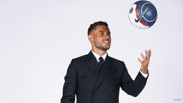 强势回归！萨内首次单场国家队比赛造3球，第二次梅开二度（王者归来！萨内国家队生涯首度单场造三球，第二次梅开二度）